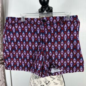 Liz Claiborne multi colored diamond patterned shorts with pockets